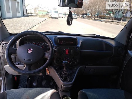 Fiat Doblo 2011  випуску Київ з двигуном 1.4 л газ мінівен механіка за 7000 долл. 