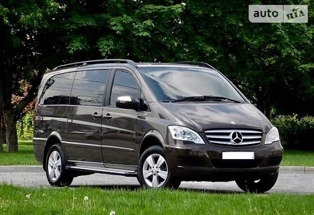 Mercedes-Benz Viano 2012  випуску Дніпро з двигуном 2.2 л дизель мінівен автомат за 29900 долл. 