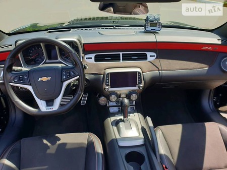 Chevrolet Camaro Convertible 2014  випуску Київ з двигуном 6.2 л бензин кабріолет автомат за 39777 долл. 