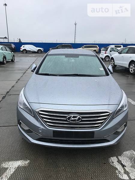 Hyundai Sonata 2018  випуску Одеса з двигуном 2 л газ седан механіка за 23000 долл. 