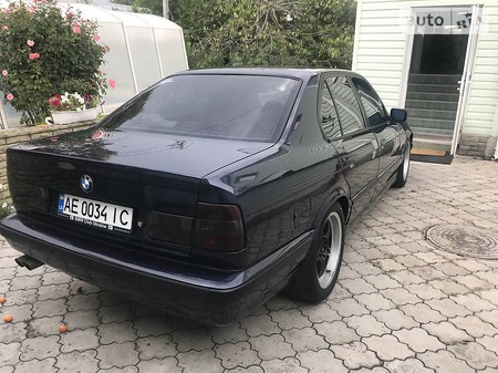 BMW 525 1995  випуску Дніпро з двигуном 0 л газ седан механіка за 4000 долл. 