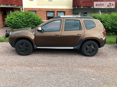 Dacia Duster 2011  випуску Львів з двигуном 1.5 л дизель позашляховик механіка за 9750 долл. 