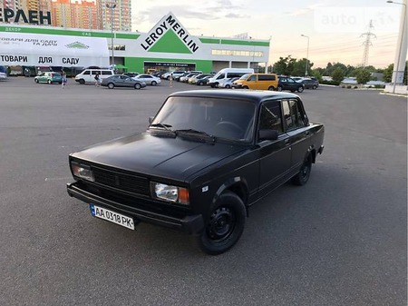 Lada 21053 1992  випуску Київ з двигуном 1.5 л газ седан механіка за 1550 долл. 