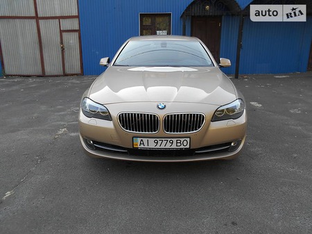 BMW 523 2010  випуску Київ з двигуном 2.5 л бензин седан автомат за 16400 долл. 