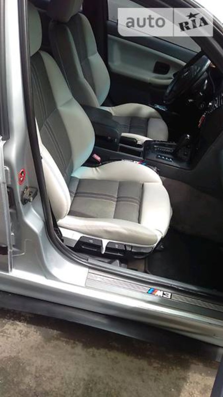 BMW 325 1996  випуску Одеса з двигуном 2.8 л газ седан автомат за 6199 долл. 