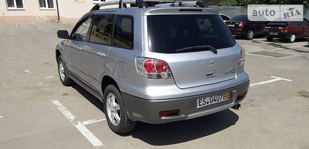 Mitsubishi Outlander 2005  випуску Харків з двигуном 0 л газ універсал механіка за 8700 долл. 