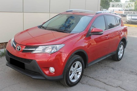 Toyota RAV 4 2013  випуску Миколаїв з двигуном 2.5 л бензин позашляховик автомат за 17200 долл. 