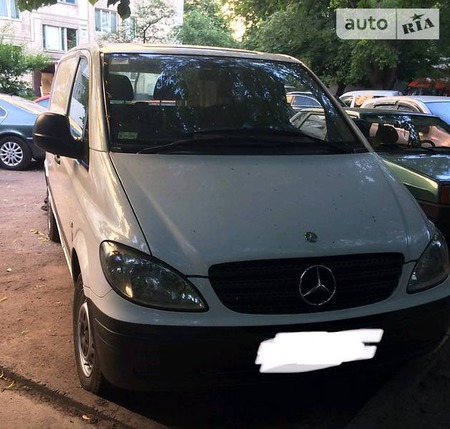 Mercedes-Benz Vito 2004  випуску Львів з двигуном 2.2 л дизель мінівен механіка за 5700 долл. 