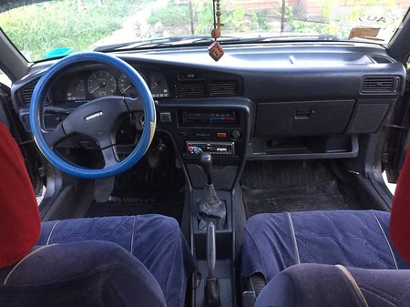 Toyota Carina 1989  випуску Вінниця з двигуном 1.6 л газ хэтчбек механіка за 1750 долл. 