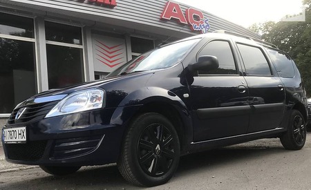 Dacia Logan MCV 2013  випуску Київ з двигуном 1.6 л газ універсал механіка за 8650 долл. 