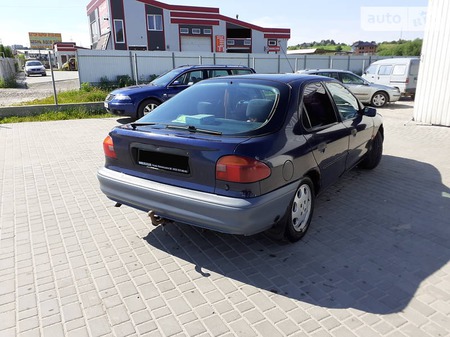 Ford Mondeo 1996  випуску Львів з двигуном 1.6 л газ хэтчбек механіка за 2700 долл. 