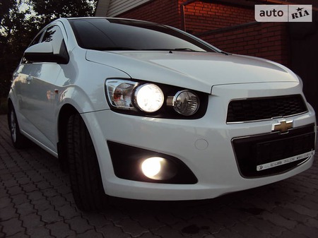 Chevrolet Aveo 2012  випуску Дніпро з двигуном 1.6 л бензин седан автомат за 8800 долл. 