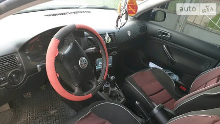Volkswagen Golf Variant 2005  випуску Ужгород з двигуном 1.9 л дизель універсал механіка за 5900 долл. 