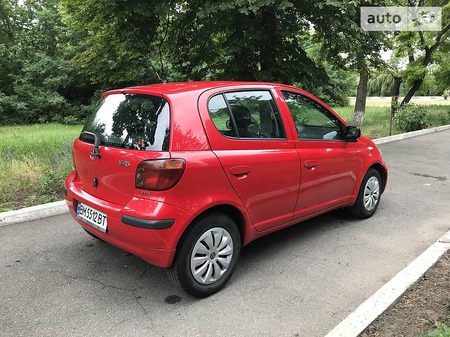 Toyota Yaris 2004  випуску Суми з двигуном 1 л газ хэтчбек механіка за 4900 долл. 