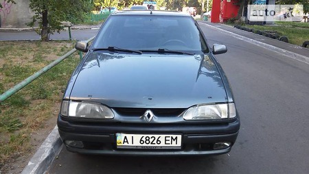 Renault 19 1993  випуску Київ з двигуном 1.7 л газ хэтчбек механіка за 2000 долл. 