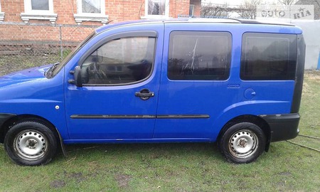 Fiat Doblo 2005  випуску Суми з двигуном 1.3 л дизель мінівен механіка за 5200 долл. 