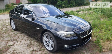 BMW 523 2011  випуску Харків з двигуном 2.5 л бензин седан автомат за 16900 долл. 