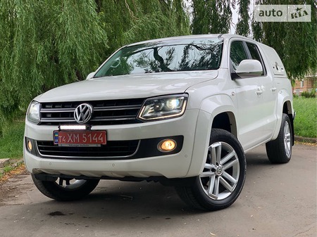 Volkswagen Amarok 2015  випуску Рівне з двигуном 2 л дизель позашляховик автомат за 21999 долл. 