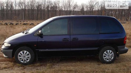 Dodge Ram Van 1998  випуску Луцьк з двигуном 2.5 л дизель мінівен механіка за 4850 долл. 