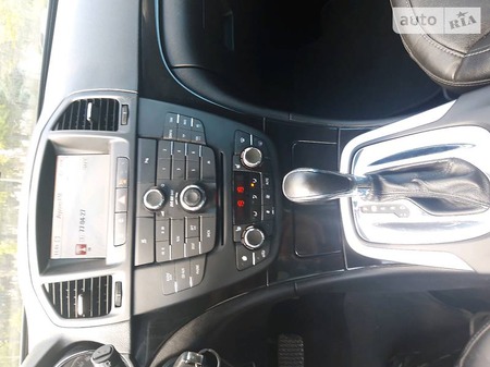 Opel Insignia 2009  випуску Луцьк з двигуном 2 л дизель ліфтбек автомат за 9500 долл. 