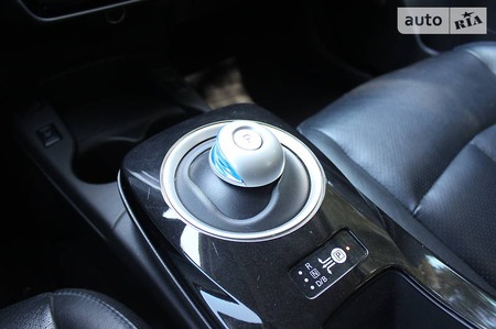 Nissan Leaf 2016  випуску Дніпро з двигуном 0 л електро хэтчбек автомат за 18999 долл. 
