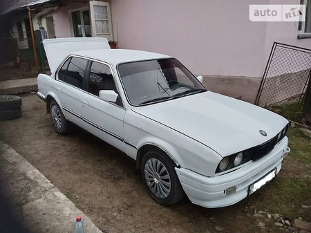 BMW 324 1986  випуску Ужгород з двигуном 2.4 л дизель седан механіка за 46000 грн. 