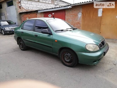 Daewoo Lanos 2009  випуску Черкаси з двигуном 1.6 л газ седан механіка за 3500 долл. 