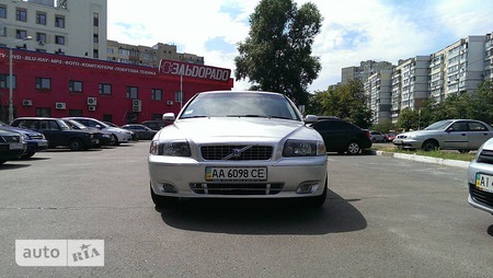 Volvo S80 2004  випуску Київ з двигуном 2.4 л бензин седан механіка за 9250 долл. 