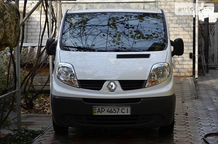 Renault Trafic 2010  випуску Запоріжжя з двигуном 2 л дизель мінівен автомат за 9900 долл. 