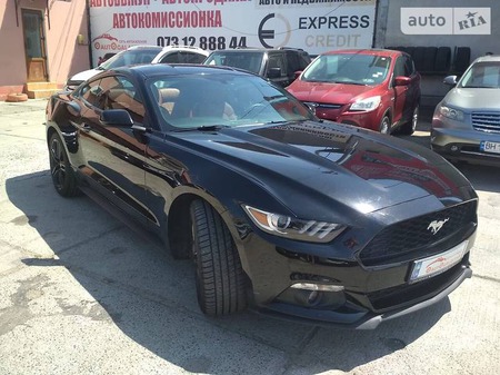 Ford Mustang 2015  випуску Одеса з двигуном 2.3 л бензин купе механіка за 20799 долл. 