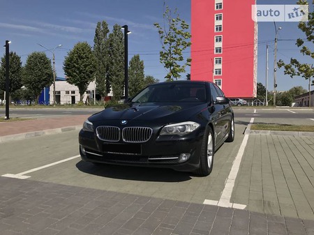 BMW 523 2011  випуску Хмельницький з двигуном 2.5 л бензин седан автомат за 16500 долл. 