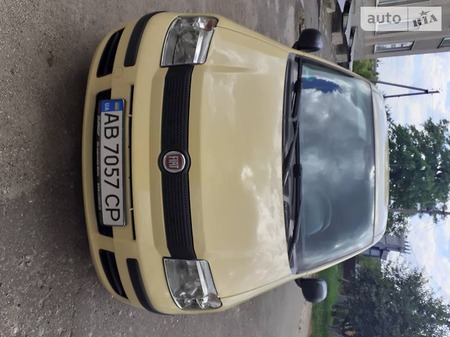 Fiat Panda 2011  випуску Житомир з двигуном 1.2 л бензин хэтчбек механіка за 5800 долл. 