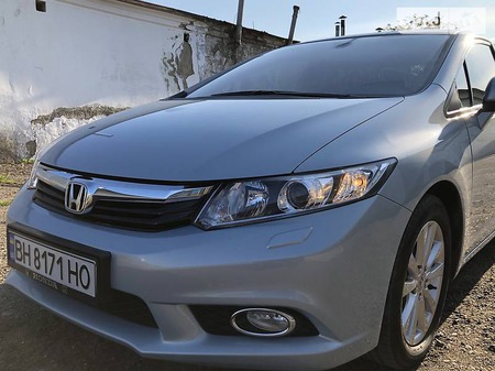 Honda Civic 2012  випуску Одеса з двигуном 1.8 л бензин седан автомат за 13499 долл. 
