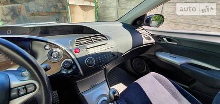 Honda Civic 2008  випуску Дніпро з двигуном 1.8 л бензин хэтчбек автомат за 7600 долл. 