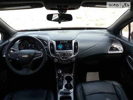 Chevrolet Cruze 2016  випуску Київ з двигуном 1.4 л бензин седан автомат за 13000 долл. 