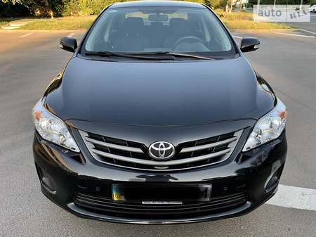 Toyota Corolla 2011  випуску Дніпро з двигуном 1.6 л газ седан автомат за 11500 долл. 