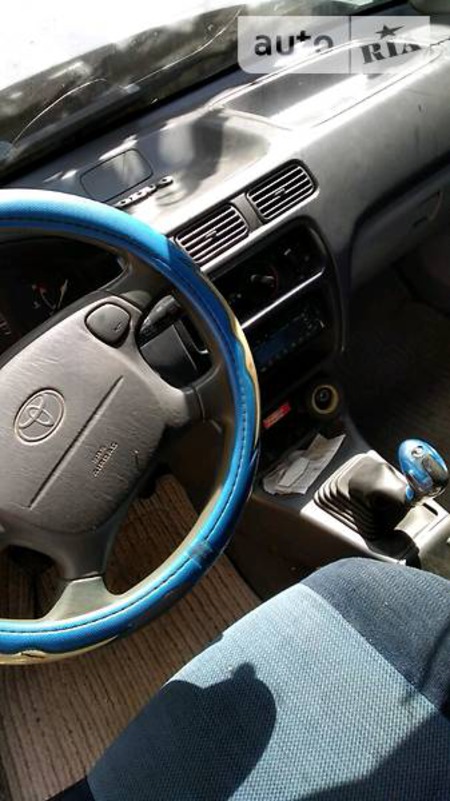Toyota Starlet 1996  випуску Київ з двигуном 1.3 л газ хэтчбек механіка за 2300 долл. 