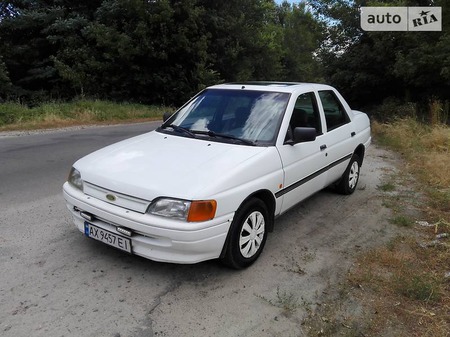 Ford Orion 1991  випуску Харків з двигуном 1.6 л газ седан механіка за 2000 долл. 