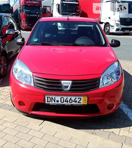 Dacia Sandero 2009  випуску Кропивницький з двигуном 1.4 л бензин хэтчбек механіка за 5950 долл. 