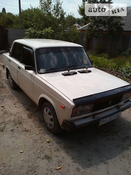 Lada 2105 1991  випуску Кропивницький з двигуном 1.3 л газ седан механіка за 1600 долл. 