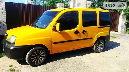 Fiat Doblo 2002  випуску Херсон з двигуном 1.9 л дизель мінівен механіка за 4800 долл. 