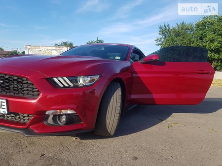 Ford Mustang 2017  випуску Харків з двигуном 2.3 л бензин купе автомат за 25000 долл. 