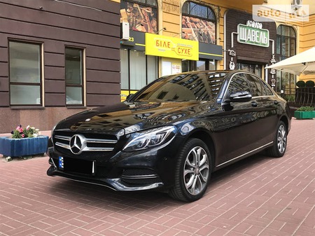 Mercedes-Benz C 180 2015  випуску Київ з двигуном 0 л бензин седан автомат за 26400 долл. 