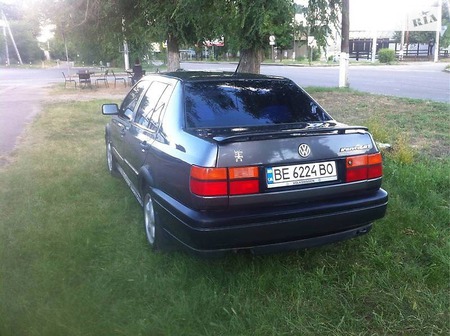 Volkswagen Vento 1992  випуску Миколаїв з двигуном 2 л газ седан механіка за 1800 долл. 