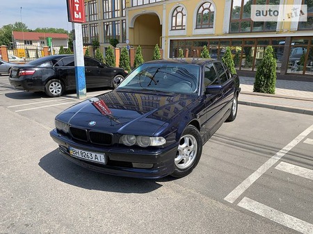 BMW 740 1999  випуску Одеса з двигуном 4.4 л бензин седан автомат за 6499 долл. 