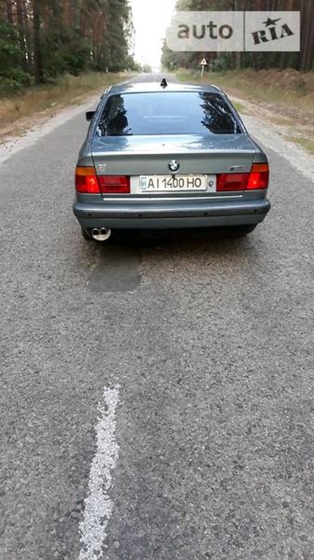 BMW 520 1988  випуску Київ з двигуном 2 л бензин седан автомат за 4400 долл. 