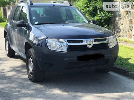 Dacia Duster 2012  випуску Львів з двигуном 1.5 л дизель позашляховик механіка за 8900 долл. 