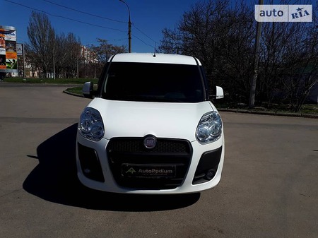 Fiat Doblo 2011  випуску Миколаїв з двигуном 1.6 л дизель мінівен механіка за 7999 долл. 