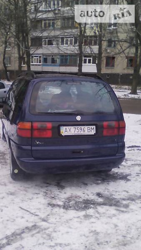 Volkswagen Sharan 1998  випуску Харків з двигуном 1.8 л газ мінівен механіка за 4900 долл. 