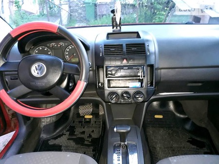 Volkswagen Polo 2003  випуску Львів з двигуном 1.4 л бензин хэтчбек автомат за 4900 долл. 